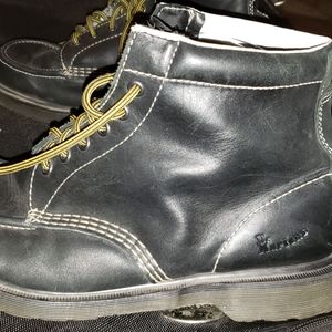 Black men's size 12 Doc Martin boots